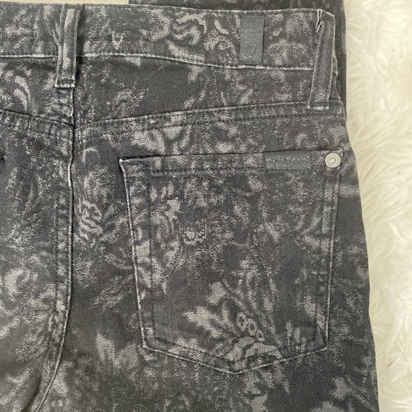7 FOR ALL MANKIND GWENEVERE FLORAL JACQUARD JEANS - Picture 9 of 12